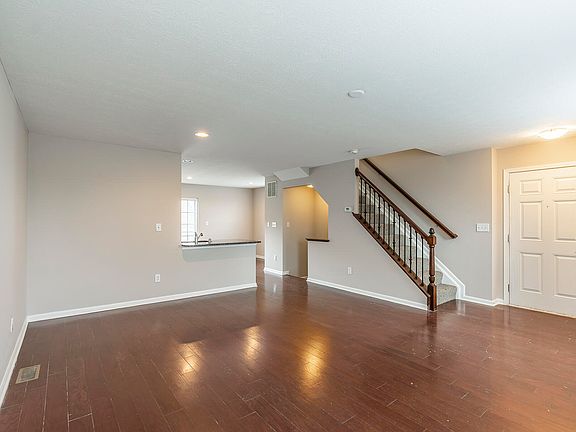5th image of 2348 Aristocracy Cir