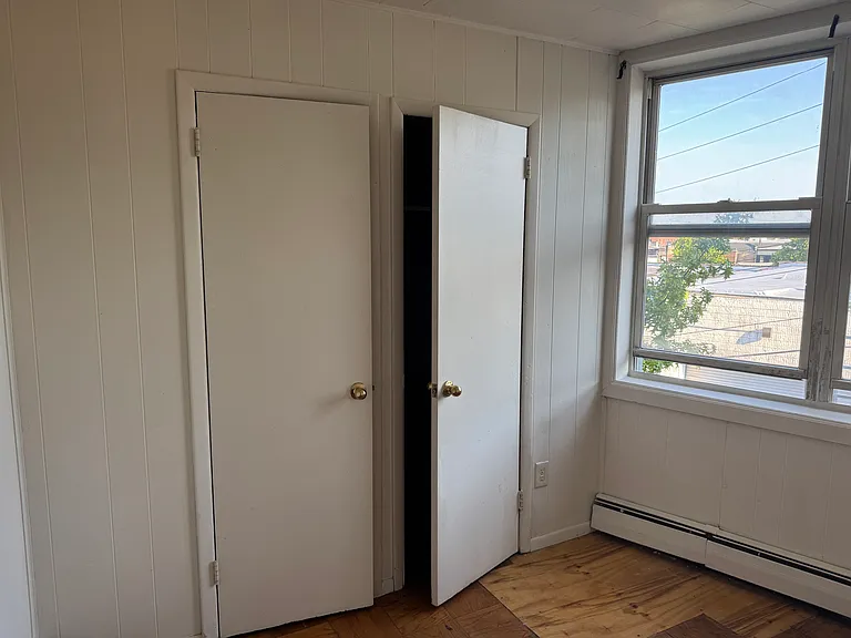 283 Van Duzer St #2 — Photo 12