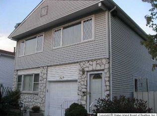 21 Dogwood Dr, Staten Island, NY 10312