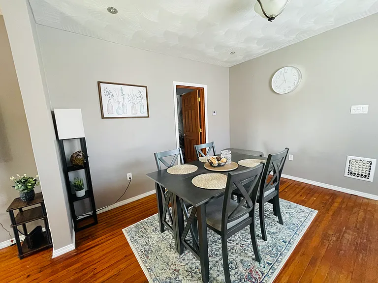 1136 Hilton Ave #2 — Photo 7