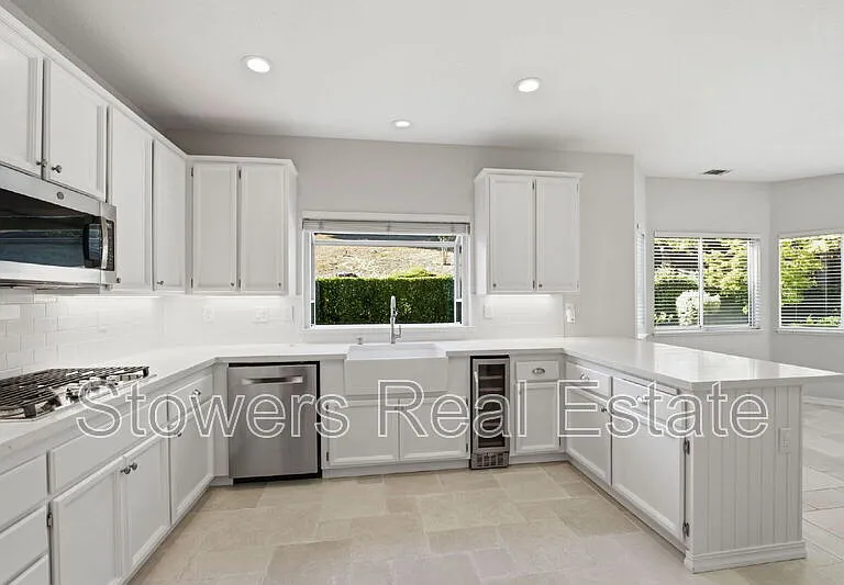 23 Westbourne Ct — Photo 15