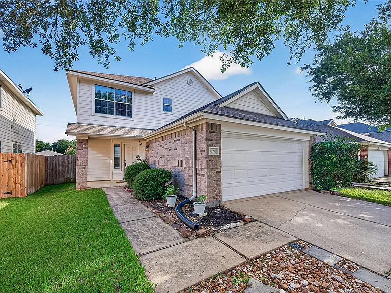 19210 Moss Meadow Ln — Photo 2