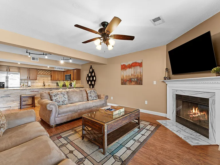 160 Mulligan Ln #3 — Photo 12