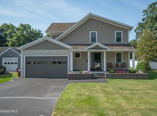 6 Glendale Rd, Glenville, NY 12302