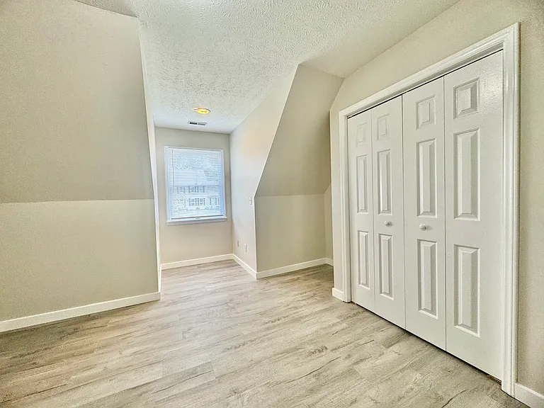 203 Cherokee Dr — Photo 24