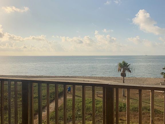 3rd image of 4242 Gulfbreeze Blvd APT 304