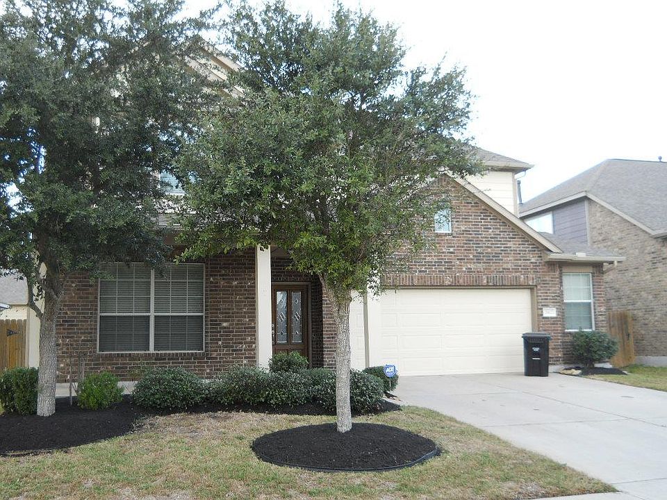 1st image of 26622 Fielder Brook Ln