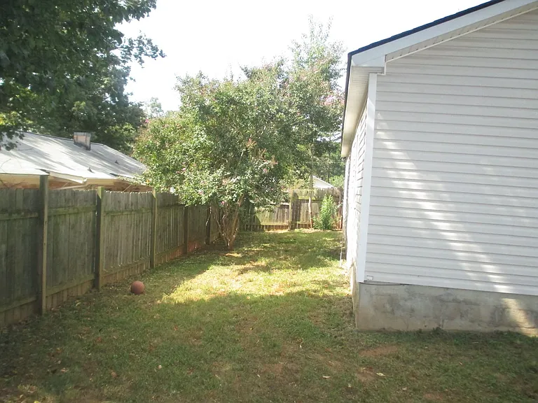 2315 Deherradora Ave — Photo 20