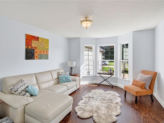 5th image of 5166 Weatherstone Dr