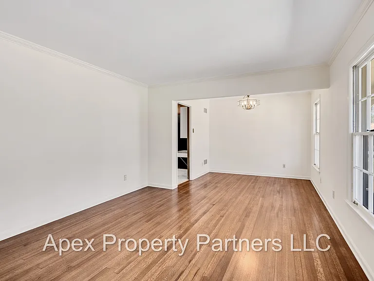 5319 Chickasaw Rd — Photo 13