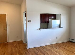 32 Wildwood Gdns #32, Port Washington, NY 11050