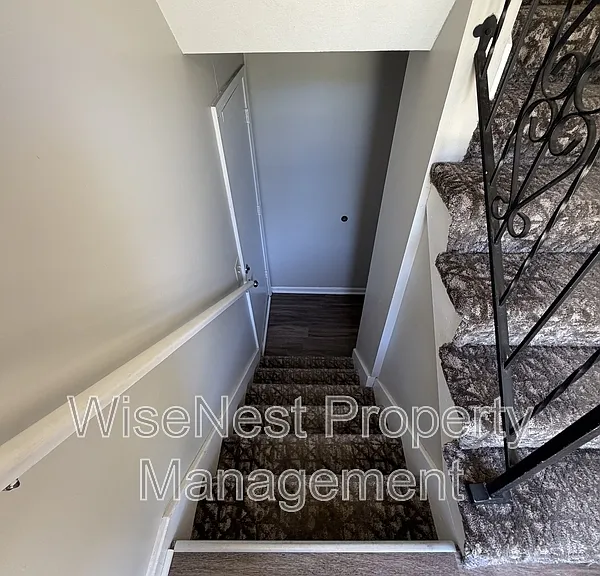 1820 E Cherokee Ln — Photo 18