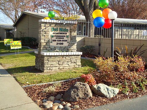 2nd image of 2012 Wylie Dr APT 35