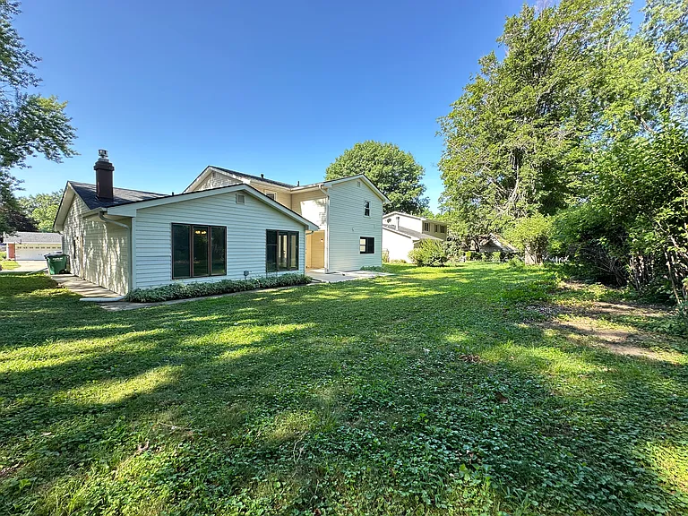 3917 Dakota Dr — Photo 37