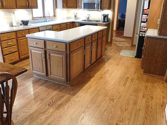 4th image of 2951 Canterbury Ct