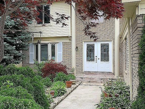 2nd image of 20592 Maplewood St #1