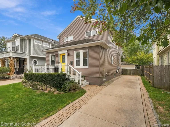 1444 Holland St, Birmingham, MI 48009