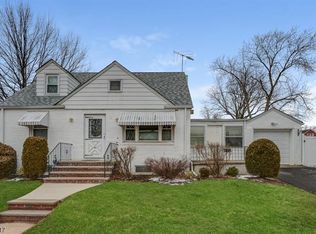 747 Layton Dr, Union, NJ 07083