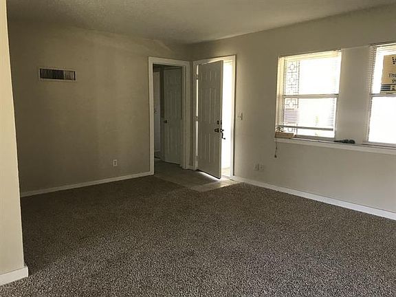 2nd image of 5305 Redstone Dr