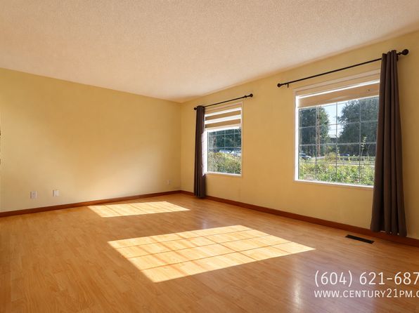 3 bedroom rental in Abbotsford — photo 2