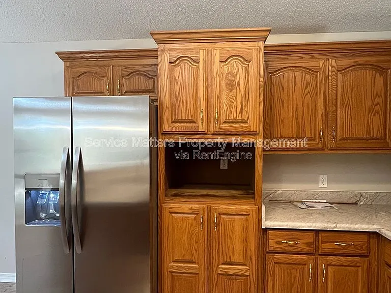 5959 Sleepy Hollow Ct — Photo 12