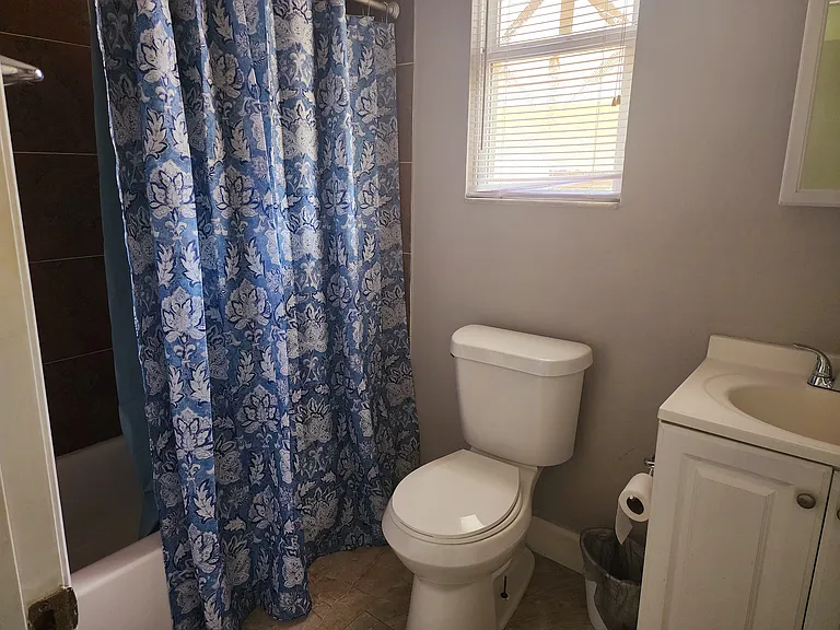 8212 N Dakota Ave — Photo 13