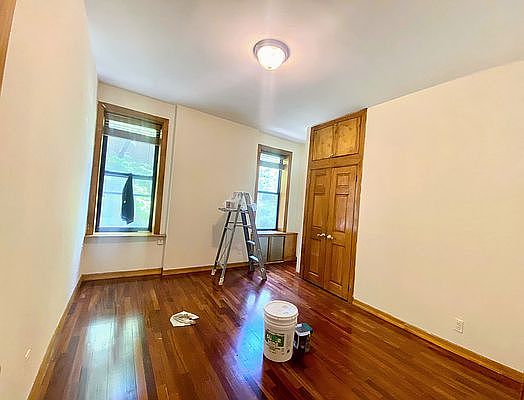 2nd image of 175 Lexington Ave #2X