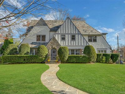 986 Plymouth Street, Pelham, NY, 10803