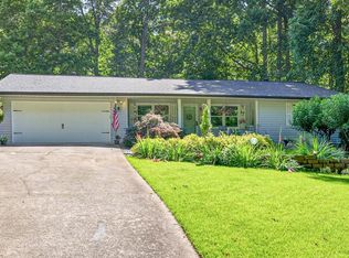 6077 Lake Lanier Heights Rd, Buford, GA 30518