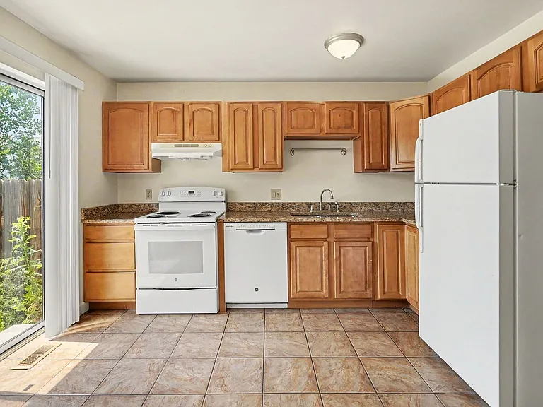 17649 E Loyola Dr — Photo 9