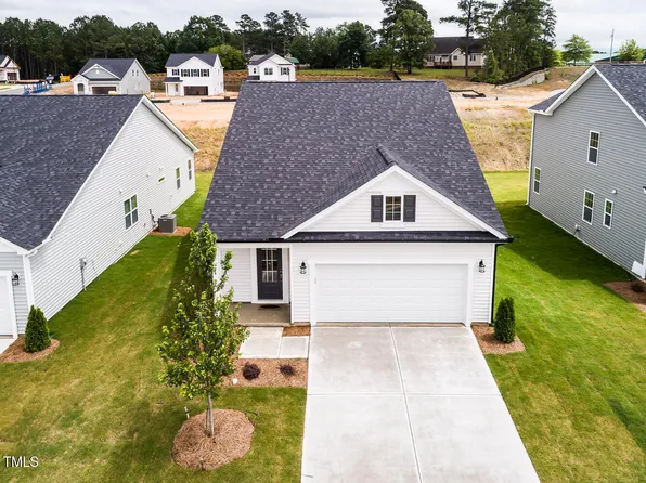 173 Little Creek Dr, Lillington, NC 27546