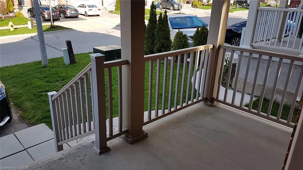 3 bed, 2.5 bath, 1450 sqft, $2,850 — Photo 2