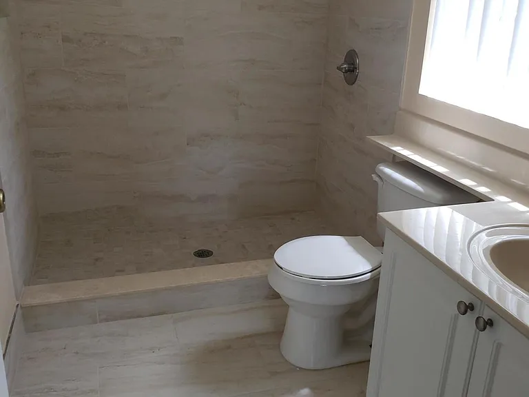 700 Crestwood Ct S #704 — Photo 21