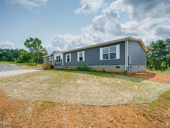 3rd image of 2596 White Sands Rd