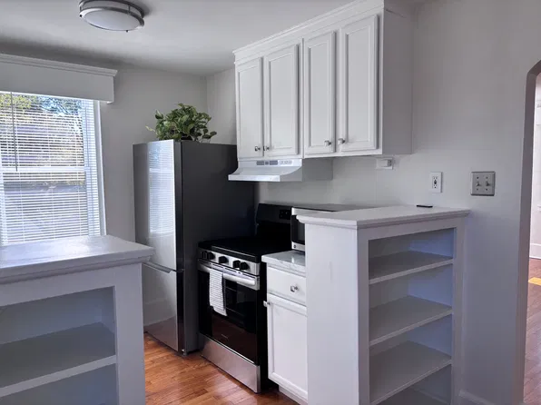 902 Harvey Rd APT A, Claymont, DE 19703