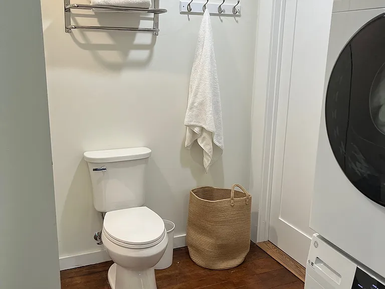 406 Rose St #1 — Photo 9
