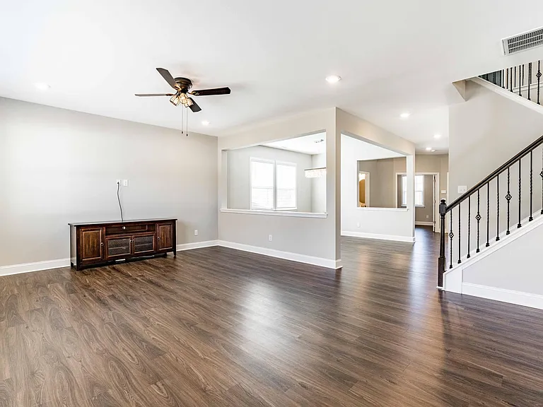 3409 Dover Wood Ln — Photo 11