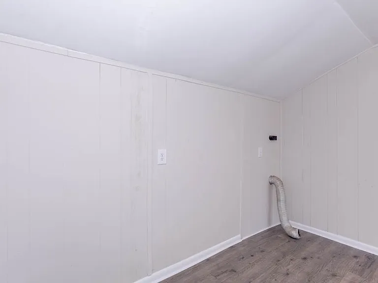 106 Pine Grove Ave — Photo 16
