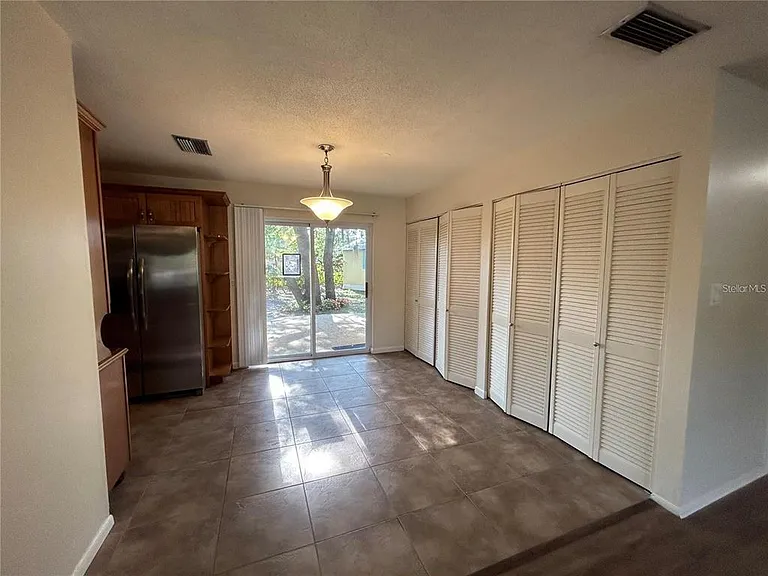 3646 Radnor Pl — Photo 7