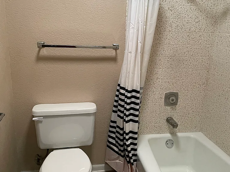 178 E Broadway Ln #2 — Photo 7