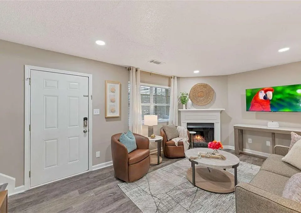 124 Bentley Pkwy