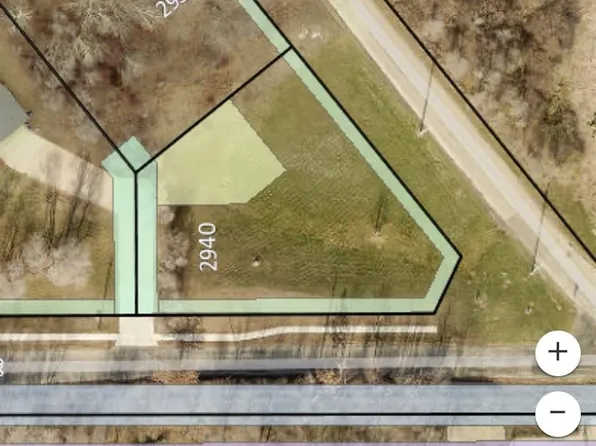 2940 Otis Ave SE, Cedar Rapids, IA 52403