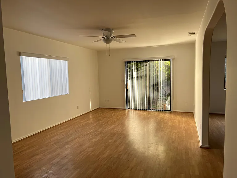 16638 Haynes St — Photo 1
