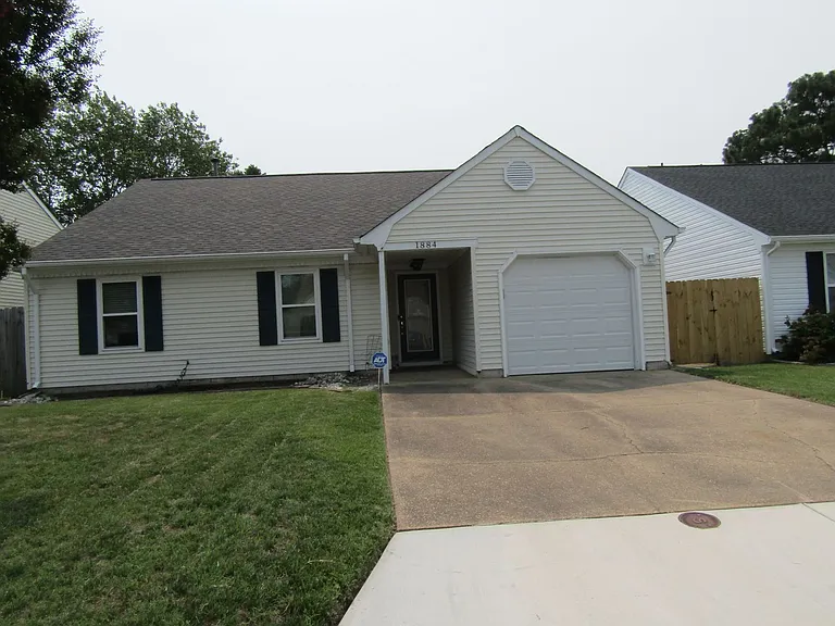1884 Eunice Ct — Photo 3