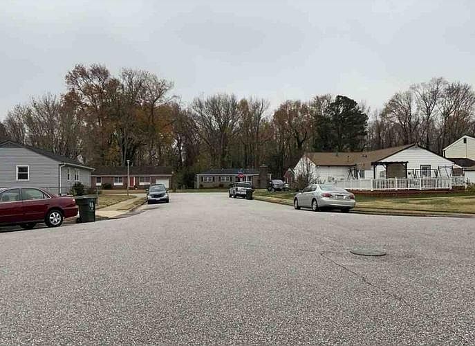 2nd image of 6 Hatton Cir