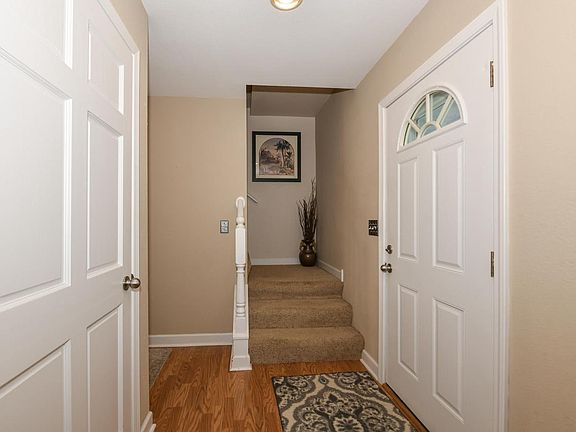 3rd image of 2819 Frontier DRIVE