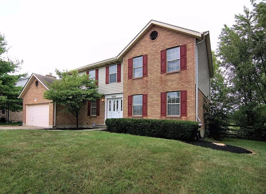 8282 Fox Knoll Dr photo 1