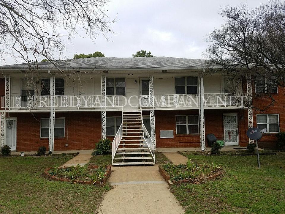 1st image of 1914 Saint James Dr