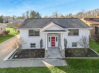 1015 S Arlington St, Appleton, WI 54915