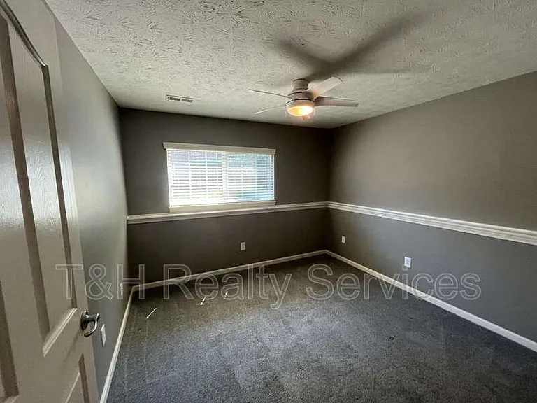 12691 Leah Ln — Photo 21